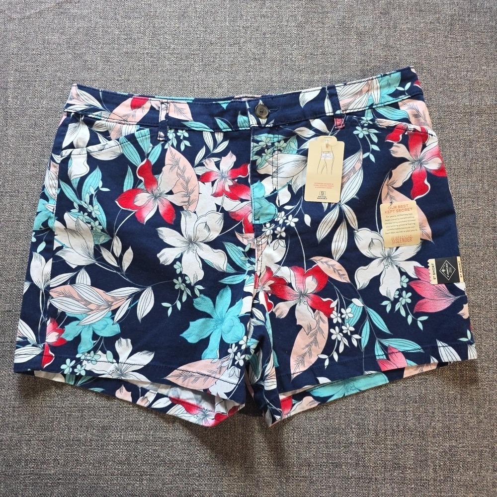 ST JOHNS BAY Women Size 14 Navy Blue Floral Mid-Rise 5" Inseam‎ Shorts NEW